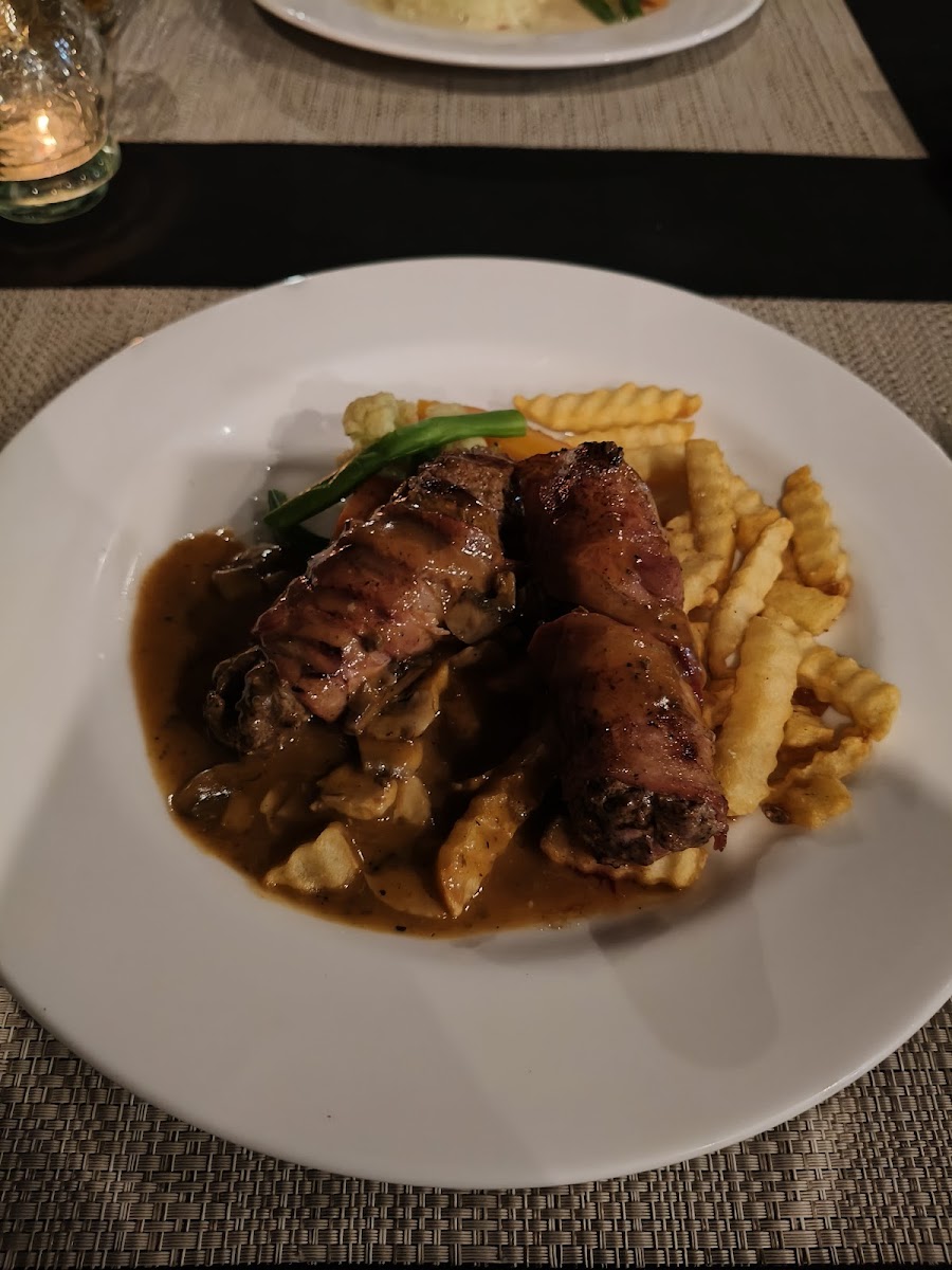 Mona Lisa Restaurant-7